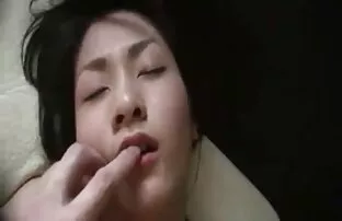 Istri bokep negro kontol besar fitnes tukang ledeng di kamar mandi dengan suaminya kembali