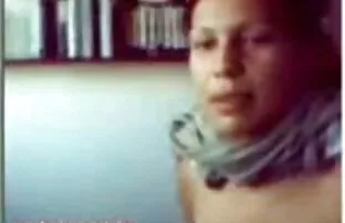 dua siswa glamor dari Sappho guru untuk bermain dengan mainan, serta bokeb kontol negro potongannya.