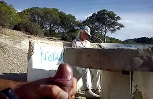 Leid bokep negro hamil kembali ke Hawaii.