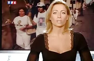 Wanita Jerman sangat Versautes Penari telanjang bokep di entot negro di depan webcam.