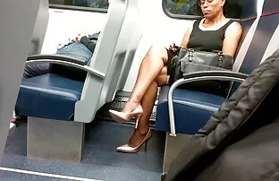 Perempuan masuk bokep negro arab ke payudara, suami Penis besar.