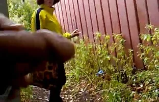 Kau nenek bokep negro jumbo tua kasar berkacamata.